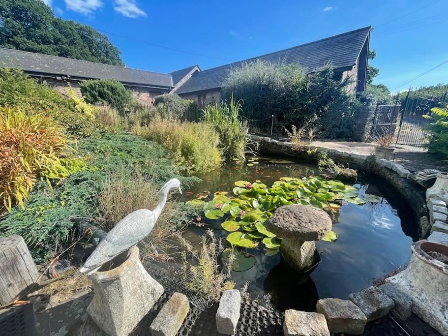 Stone Built Barn In A Beautiful Rural Setting Villa Llangwm-Isaf Exterior foto